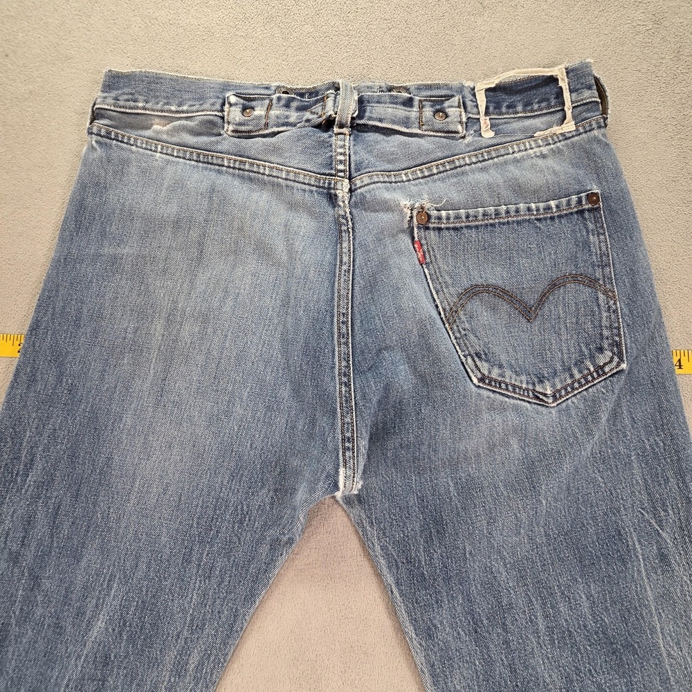 VTG Levis Engineered Jeans Mens Blue Med Wash Buckle Back Twisted One Fits 33x30